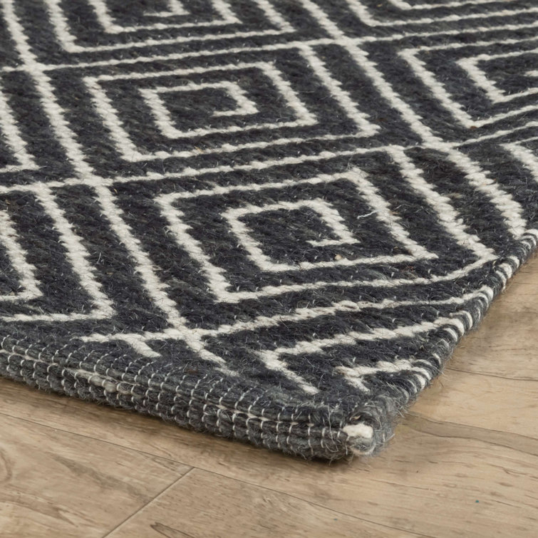 Everly Quinn Alinea Geo Diamond Grey/Ivory Handwoven Wool Rug Wayfair